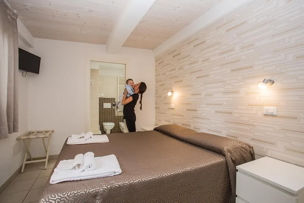 Albergo Ristorante Pozzi Bellaria-Igea Marina Hotel