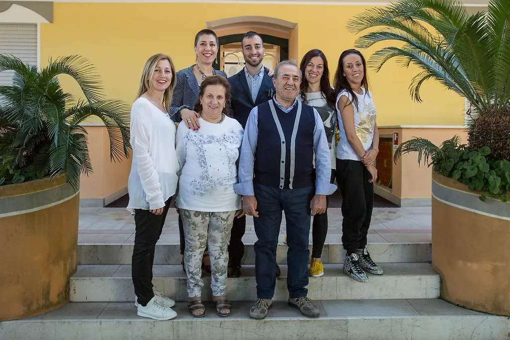 Albergo Ristorante Pozzi Bellaria – Igea Marina